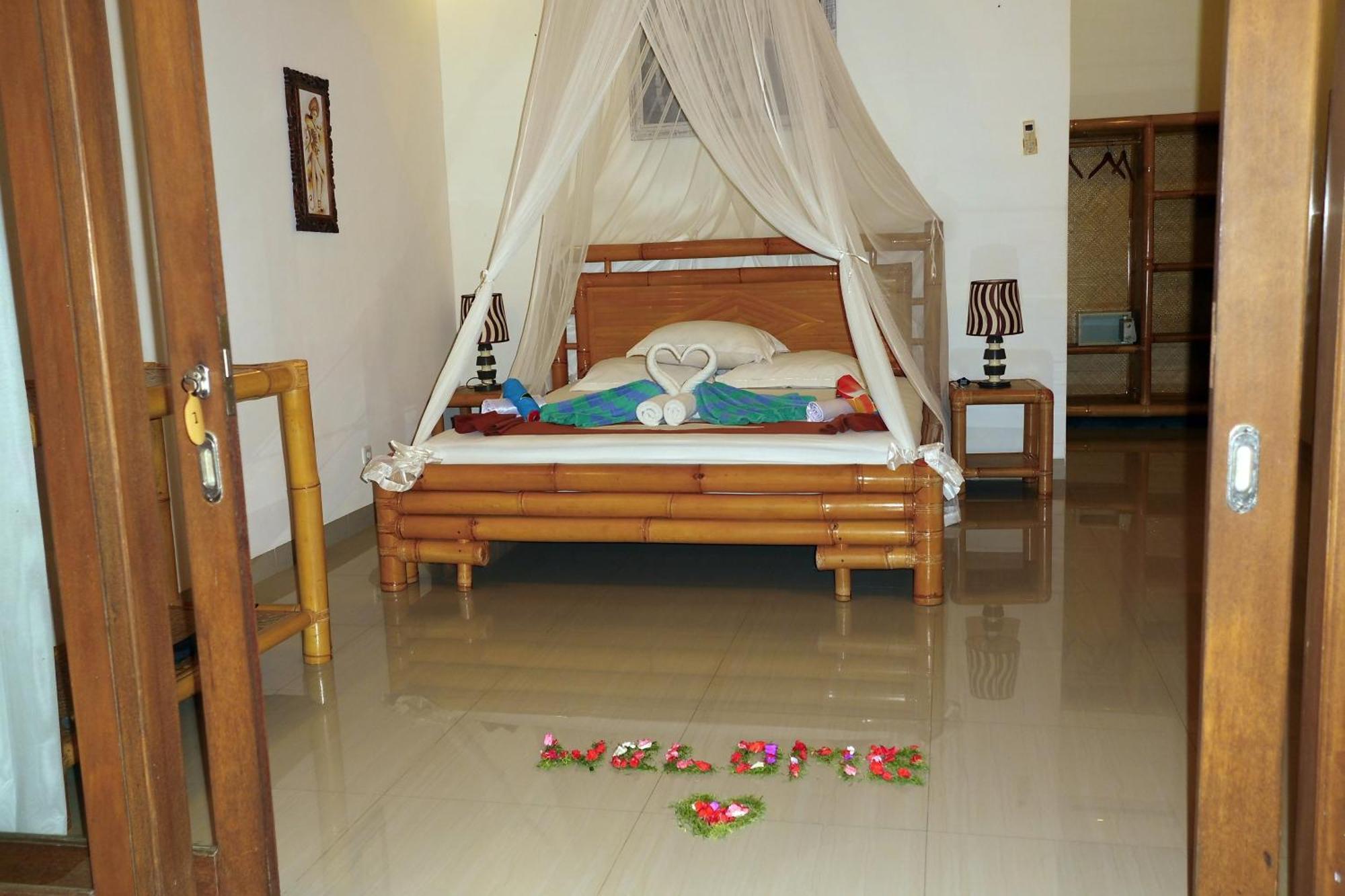 Alam Mimpi Bali Hotel Tejakula Ngoại thất bức ảnh